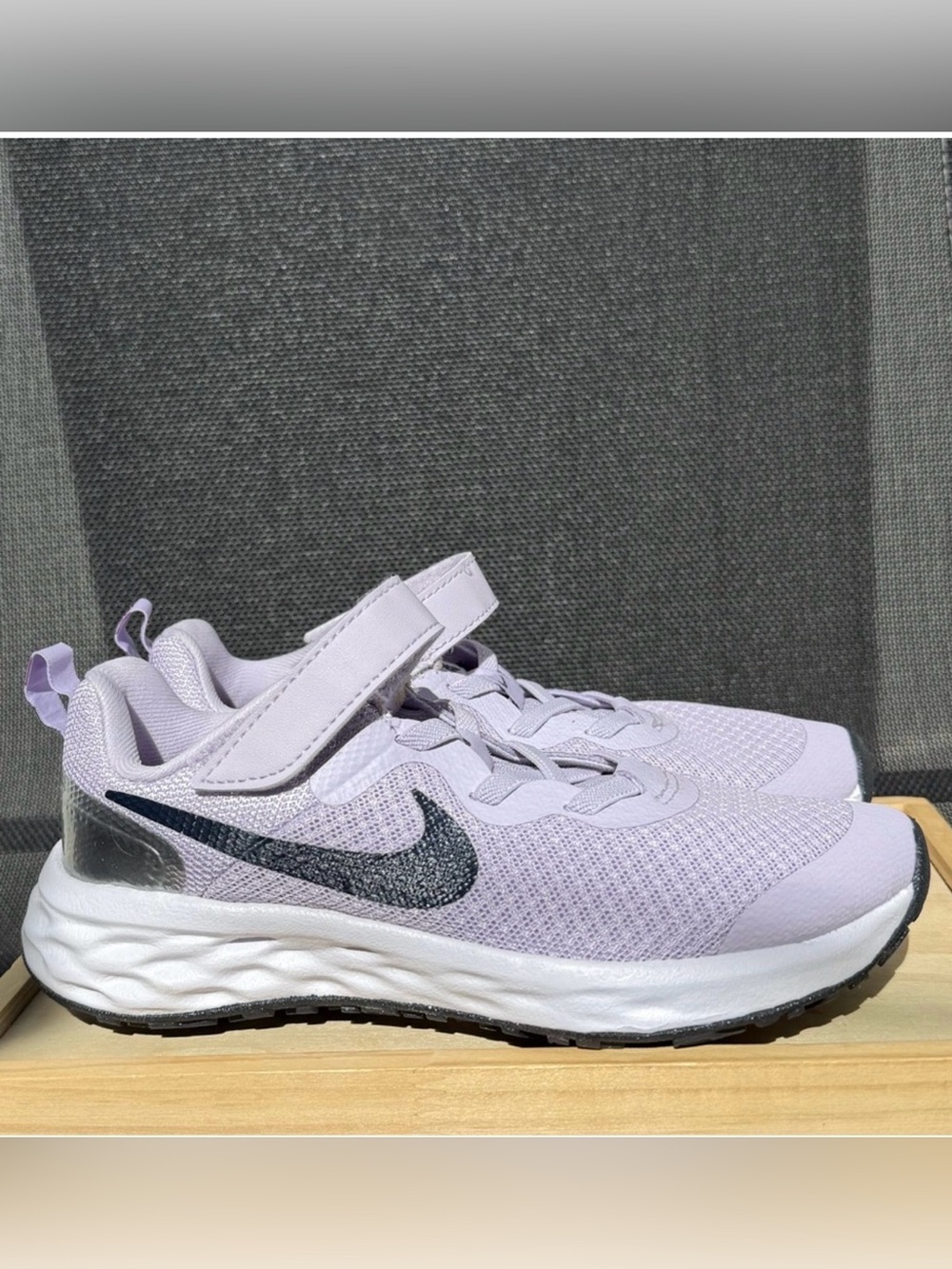 NWOT Nike Revolution 6